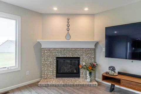 Tiny photo for 13079 Silk Tree Trail, Fort Wayne, IN 46814 (MLS # 202618742)
