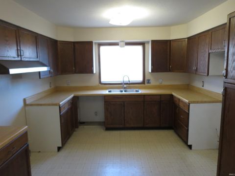 Tiny photo for 2102 Cannon Circle, Peru, IN 46970 (MLS # 202605978)