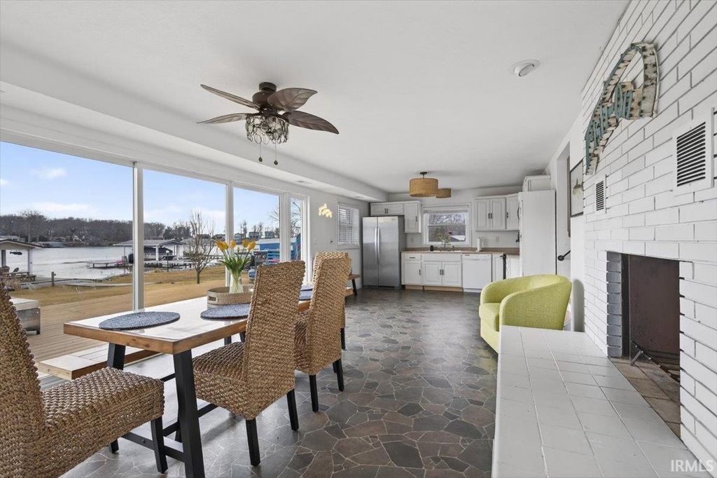 Photo of 3480 E Bailey Road, Monticello, IN 47960 (MLS # 202606027)