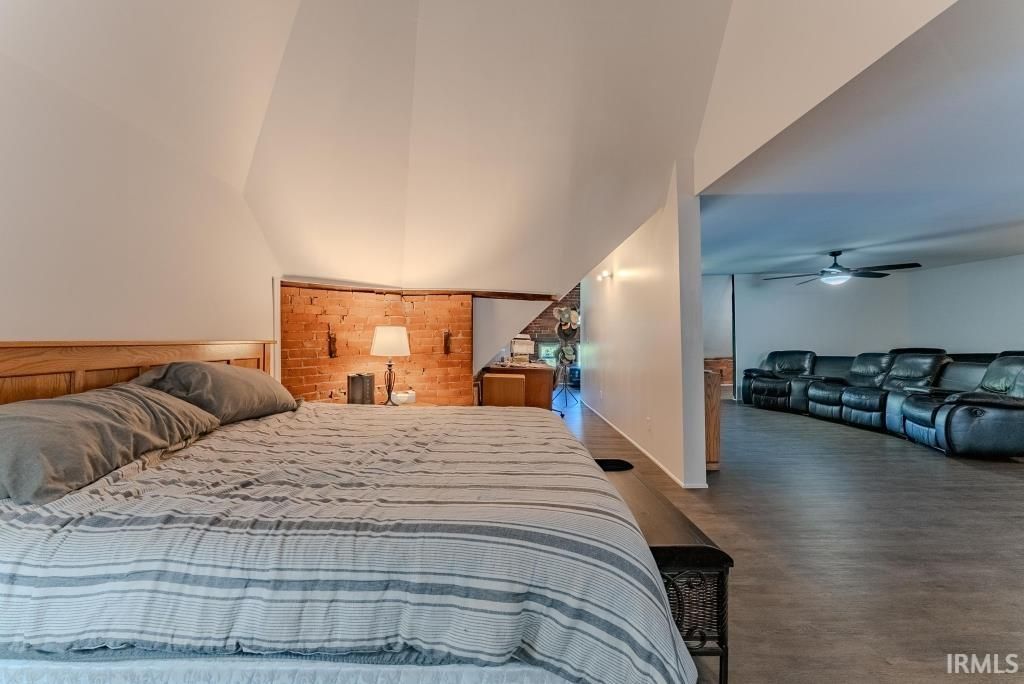 Photo of 932 N Washington Street, Marion, IN 46952 (MLS # 202603482)