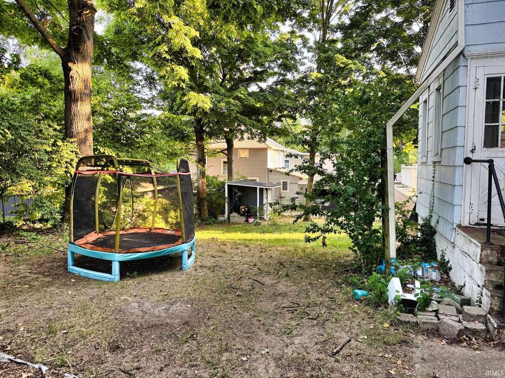 Photo of 709 Strong Avenue, Elkhart, IN 46514 (MLS # 202536423)