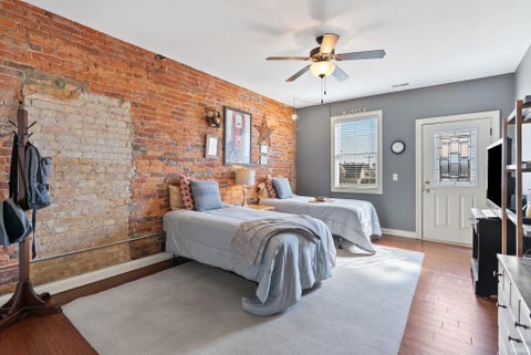 Tiny photo for 1113 Broadway, Fort Wayne, IN 46802 (MLS # 202610319)