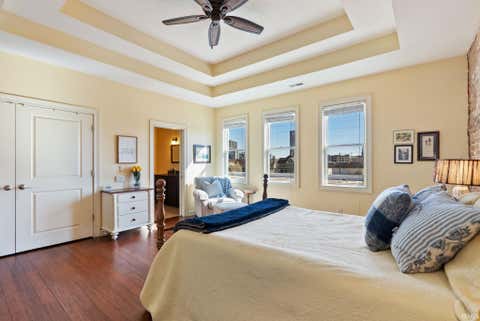 Tiny photo for 1113 Broadway, Fort Wayne, IN 46802 (MLS # 202610319)