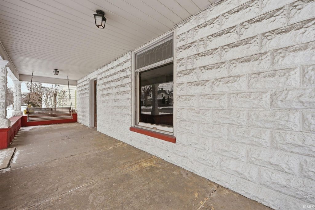 Photo of 621 E Diamond Street, Kendallville, IN 46755 (MLS # 202605929)