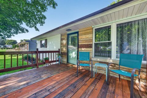 Tiny photo for 505 Turner Terrace, Walton, IN 46994 (MLS # 202626460)