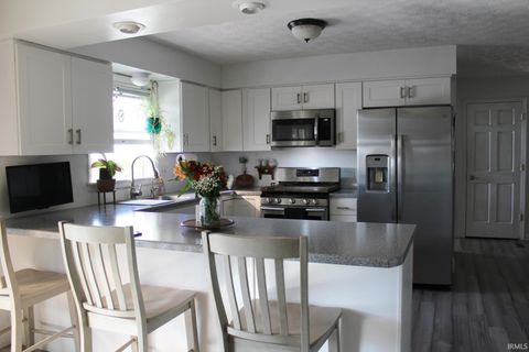 Tiny photo for 5638 E 400 n Road, Monticello, IN 47960 (MLS # 202542418)