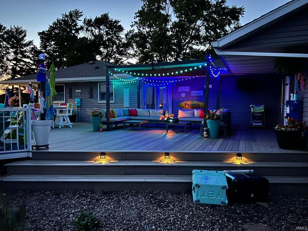 Photo of 5638 E 400 n Road, Monticello, IN 47960 (MLS # 202542418)