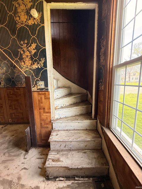 Tiny photo for 614 N Courtland Avenue, Kokomo, IN 46901 (MLS # 202615217)