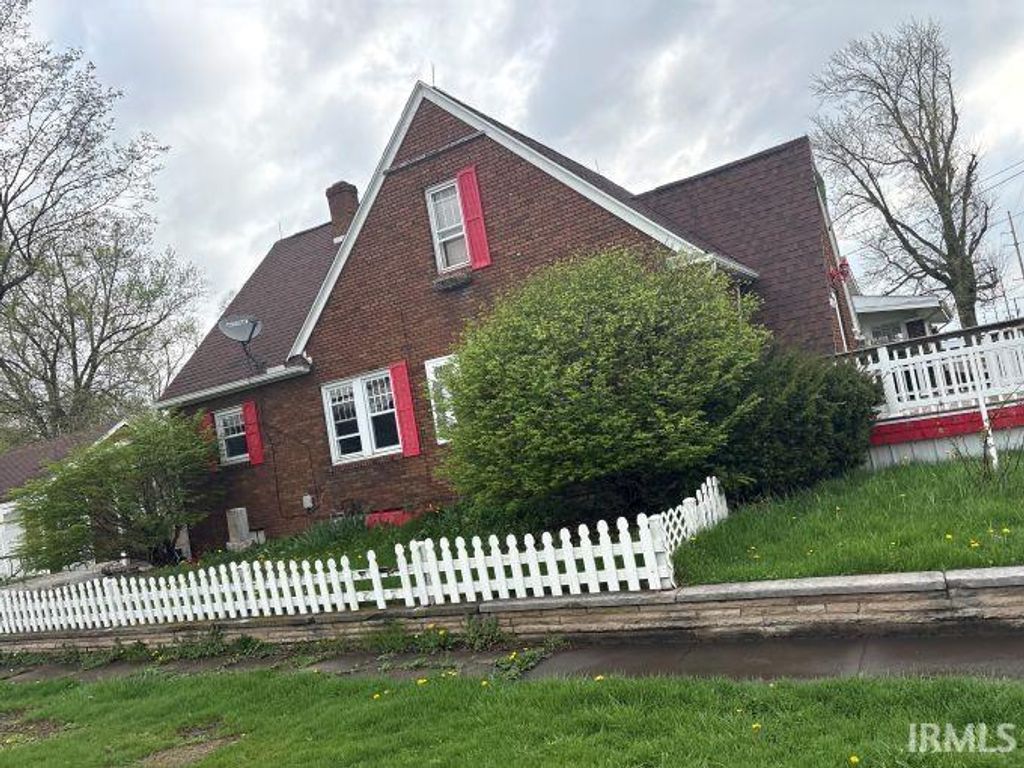 Photo of 216 W Lincolnway Street, Osceola, IN 46561 (MLS # 202613379)