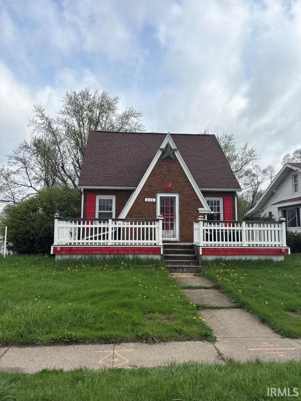 Photo of 216 W Lincolnway Street, Osceola, IN 46561 (MLS # 202613379)