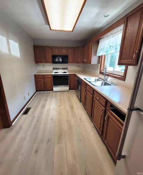 Tiny photo for 4 Blackberry Lane, Delphi, IN 46923 (MLS # 202626995)