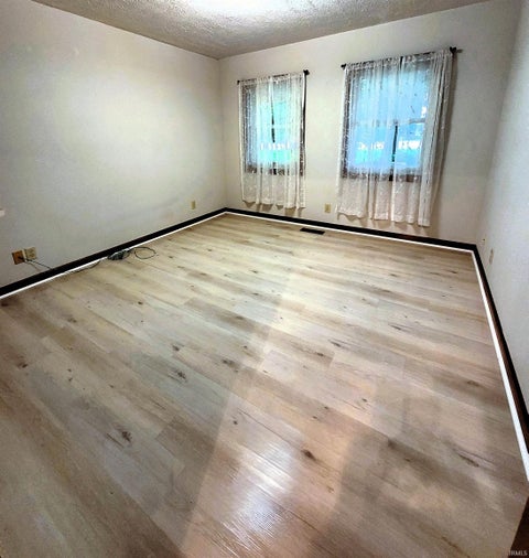 Tiny photo for 4 Blackberry Lane, Delphi, IN 46923 (MLS # 202626995)
