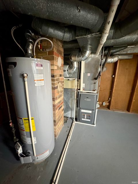 Tiny photo for 10 Longview Terrace, Lafayette, IN 47904 (MLS # 202602349)