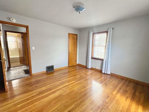 Tiny photo for 10 Longview Terrace, Lafayette, IN 47904 (MLS # 202602349)