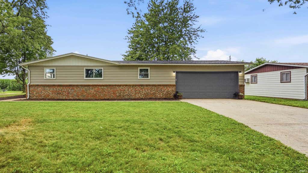Photo of 9200 W Millerfield Drive, Yorktown, IN 47396 (MLS # 202630568)