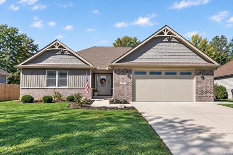 Photo of 1913 N SANDAL WOOD Drive, Yorktown, IN 47396 (MLS # 202641932)