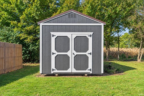 Tiny photo for 1913 N SANDAL WOOD Drive, Yorktown, IN 47396 (MLS # 202641932)