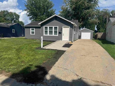 Photo of 2417 Foxhall Drive, Lafayette, IN 47905 (MLS # 202533538)