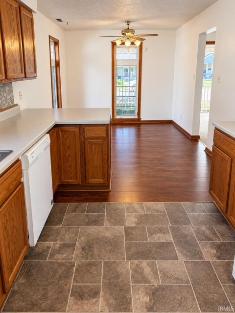 Tiny photo for 1313 S Delphos Street, Kokomo, IN 46902 (MLS # 202643572)
