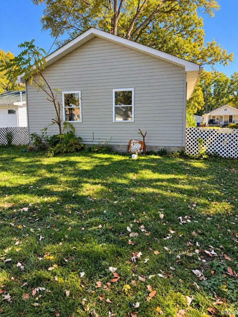 Tiny photo for 1313 S Delphos Street, Kokomo, IN 46902 (MLS # 202643572)