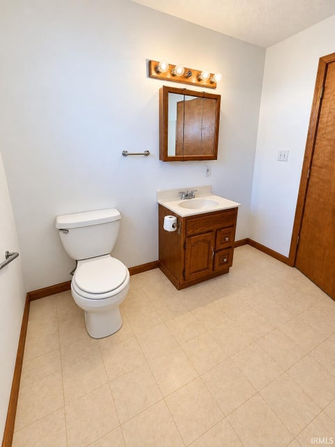 Tiny photo for 1313 S Delphos Street, Kokomo, IN 46902 (MLS # 202643572)