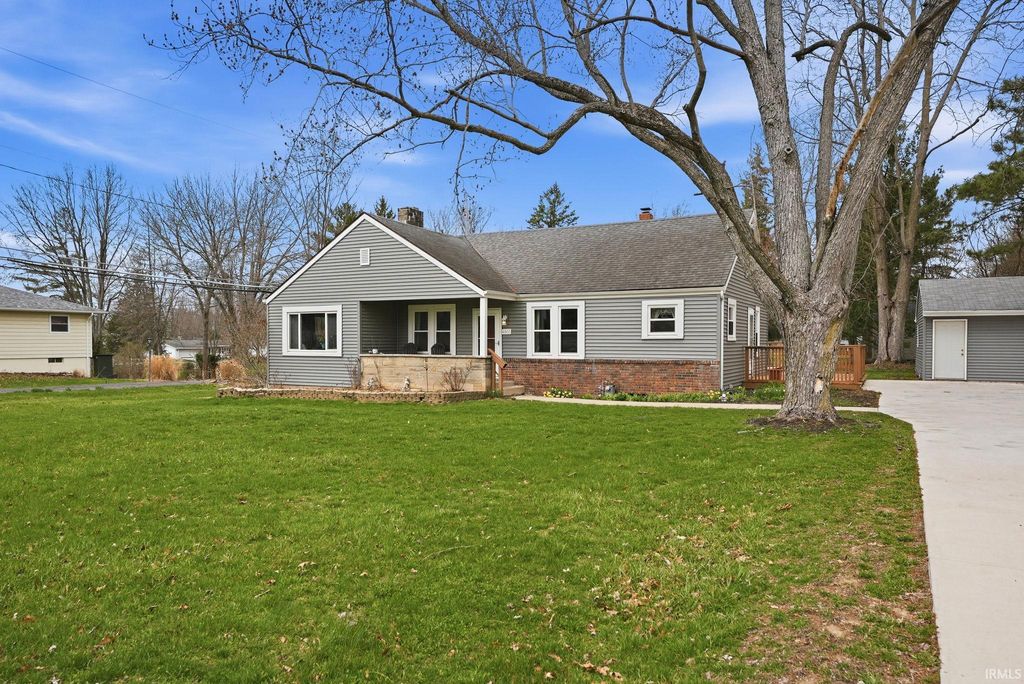 Photo of 4051 Trier Road, Fort Wayne, IN 46815 (MLS # 202609987)