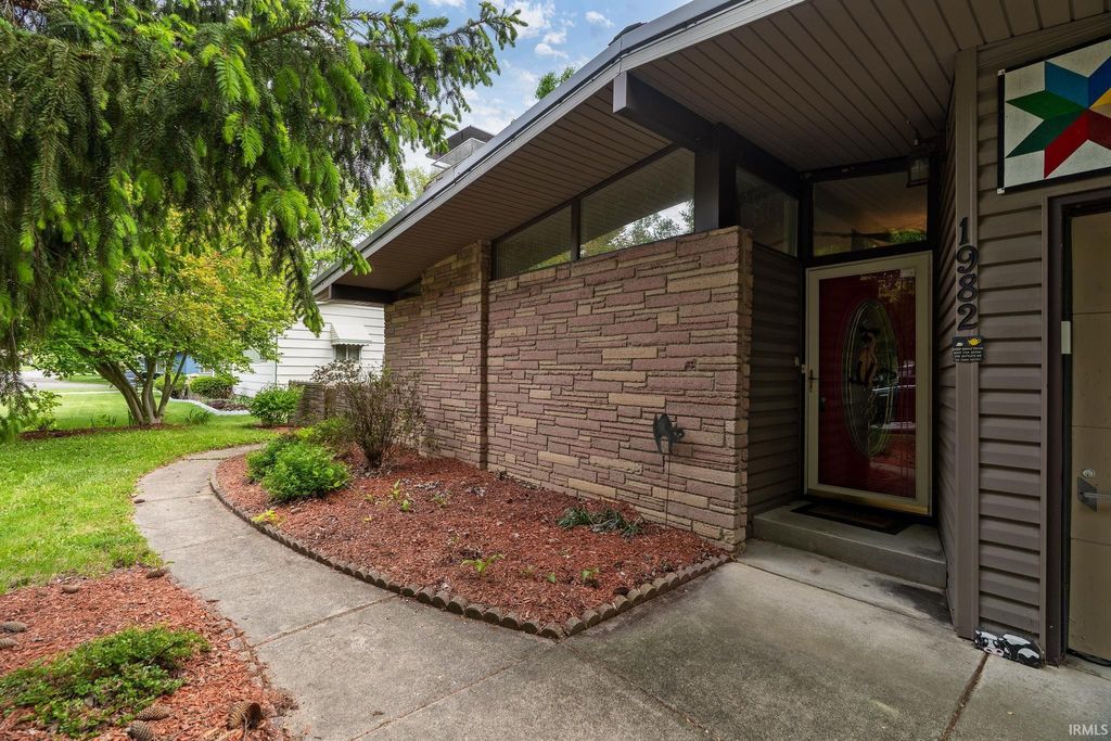 Photo of 1982 Indian Trail Drive, West Lafayette, IN 47906 (MLS # 202616413)