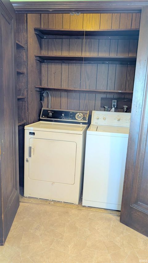 Tiny photo for 219 N Union Street, Bluffton, IN 46714 (MLS # 202610096)