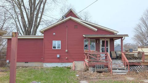 Tiny photo for 219 N Union Street, Bluffton, IN 46714 (MLS # 202610096)