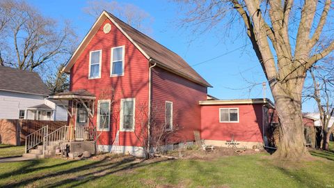 Photo of 219 N Union Street, Bluffton, IN 46714 (MLS # 202610096)