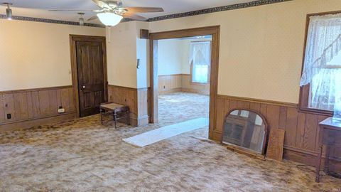 Tiny photo for 219 N Union Street, Bluffton, IN 46714 (MLS # 202610096)