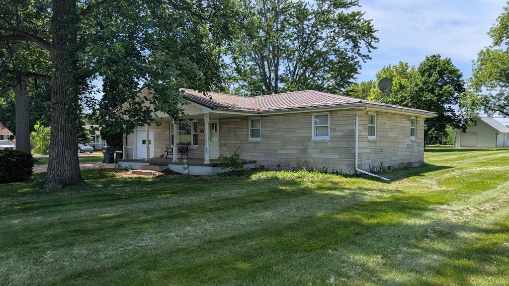 Photo of 730 S Franklin Street, Montpelier, IN 47359 (MLS # 202620721)