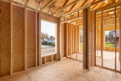 Tiny photo for 581 N Arthur Street, South Bend, IN 46617 (MLS # 202612489)