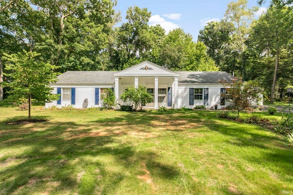 50570 MOHAWK DR, GRANGER, IN 46530 - Image eeefc274d73c24fa088711ff9cbbba7a/2289773408