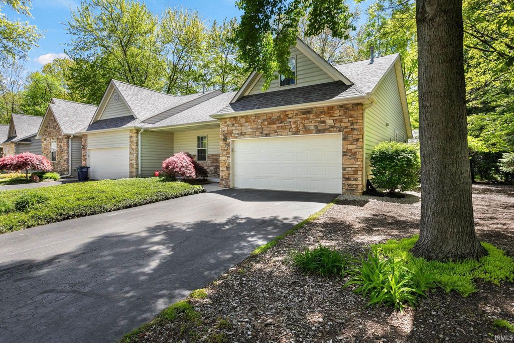 Photo of 201 Autumn Trail, Michigan City, IN 46360 (MLS # 202618074)