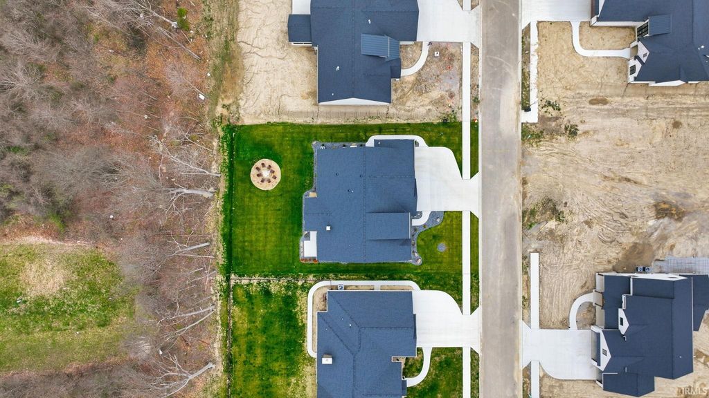 Photo of 6095 Andor Pass, Fort Wayne, IN 46845 (MLS # 202612596)