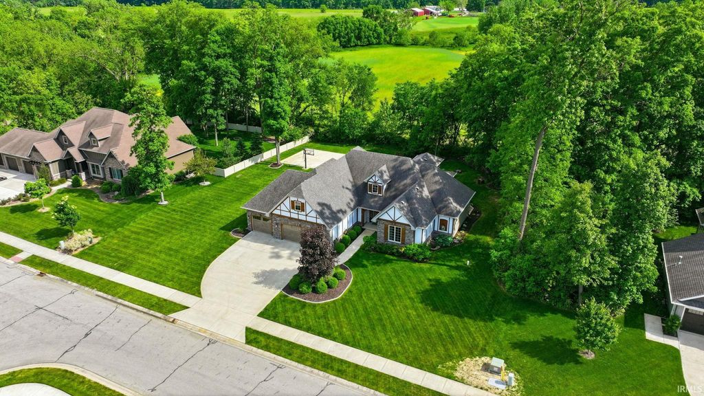 Photo of 6264 Deer Hollow Road, Auburn, IN 46706 (MLS # 202620424)