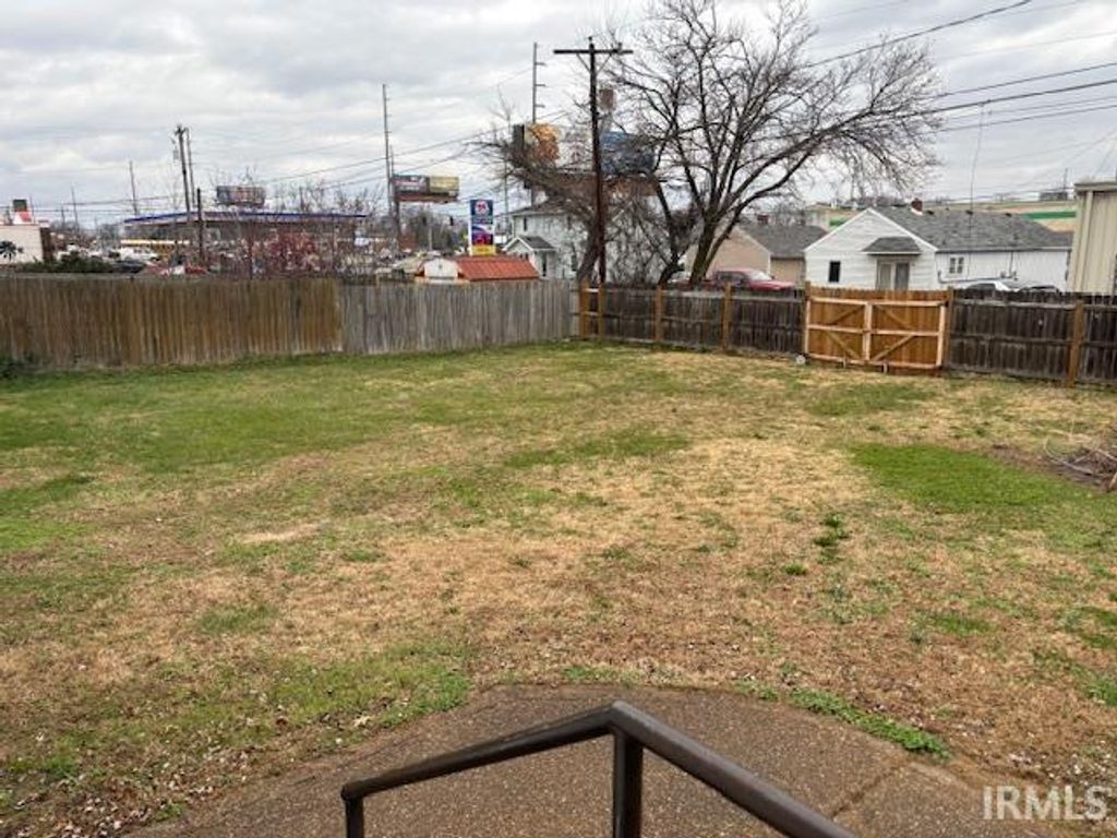 Photo of 2164 E Eichel Avenue, Evansville, IN 47111 (MLS # 202600742)