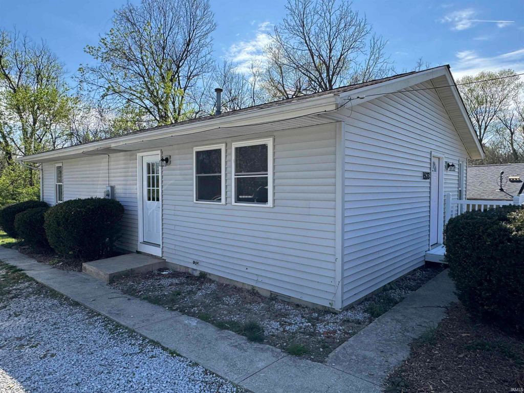 Photo of 1523 W 8th Street, Bloomington, IN 47404 (MLS # 202611843)