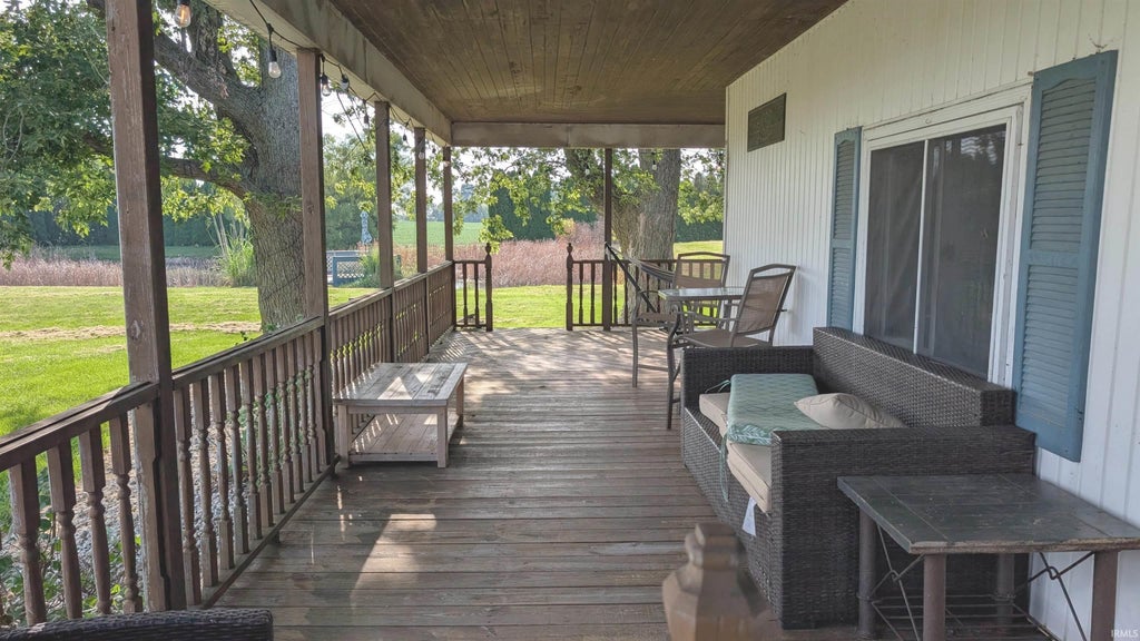 Photo of 10677 S 200 West, Keystone, IN 46759 (MLS # 202636038)