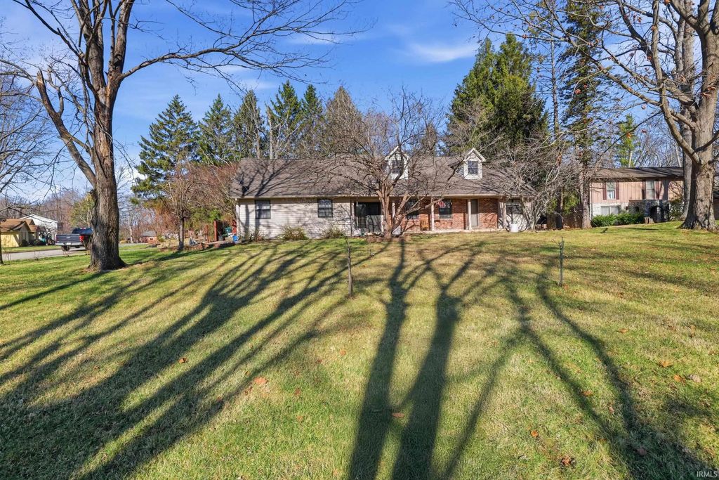 Photo of 11608 CRESTVIEW Boulevard, Kokomo, IN 46901 (MLS # 202607707)