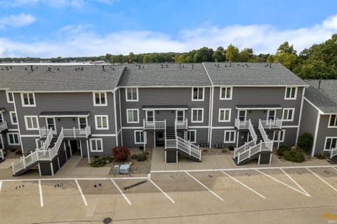 Tiny photo for 1725 Colonial Drive #6 and 7, Rochester, IN 46975 (MLS # 202642197)