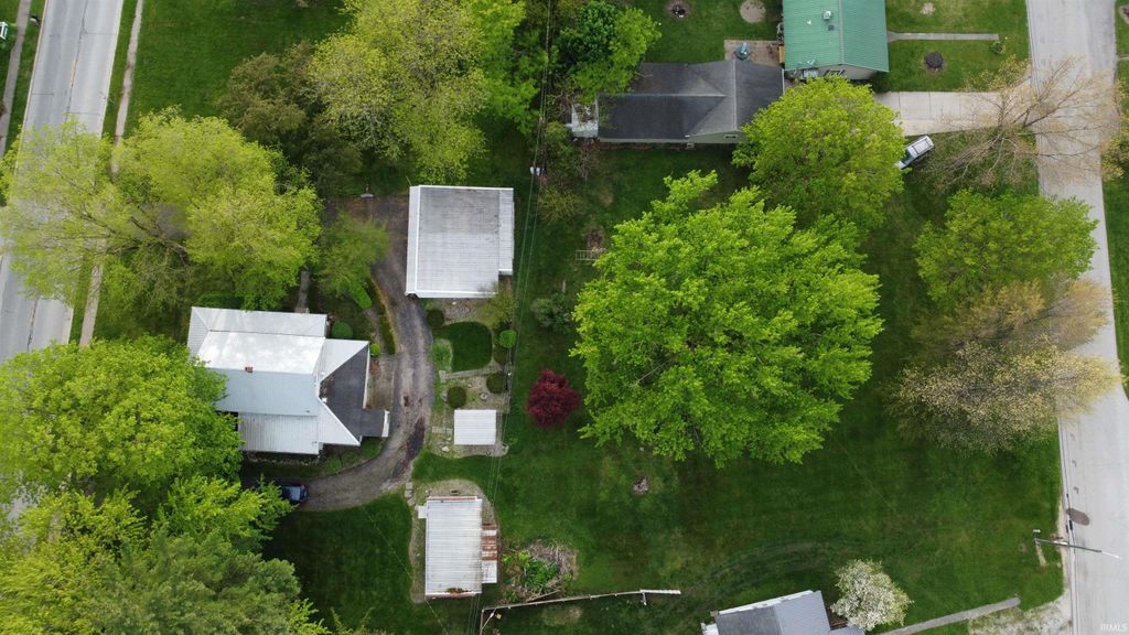 Photo of 710 E Rochester St. St, Akron, IN 46910 (MLS # 202615844)