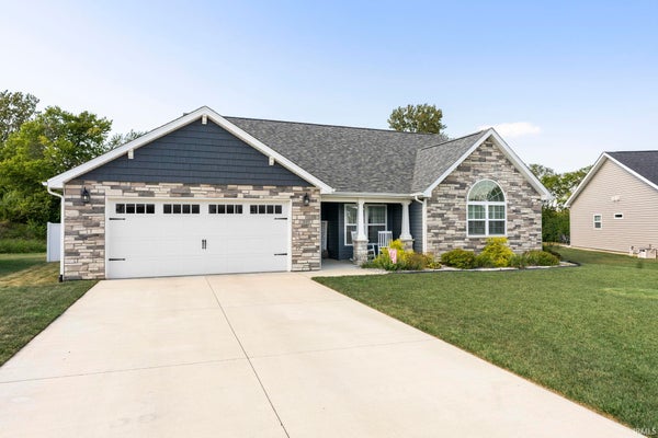 1840 SOUTHRIDGE DR, FRANKFORT, IN 46041 - Image ef381de5e1490b38524f1f2f9bacb726/726367647