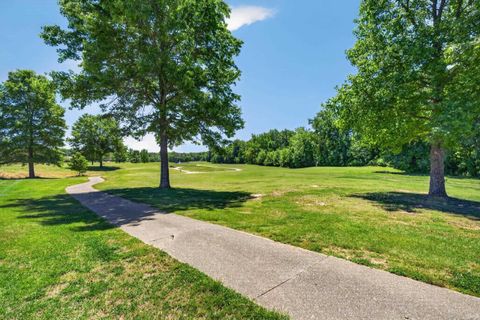 Tiny photo for 4546 Sierra Drive, Boonville, IN 47601 (MLS # 202618674)