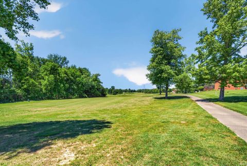 Tiny photo for 4546 Sierra Drive, Boonville, IN 47601 (MLS # 202618674)