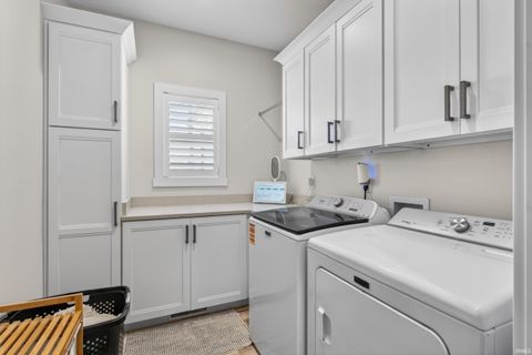 Tiny photo for 4546 Sierra Drive, Boonville, IN 47601 (MLS # 202618674)