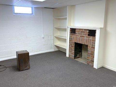 Tiny photo for 1417 W Market Street, Crawfordsville, IN 47933 (MLS # 202545491)