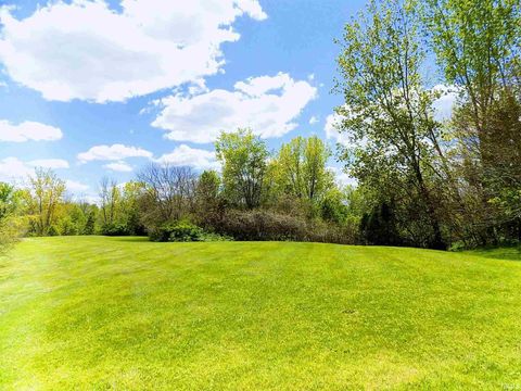 Tiny photo for 36 S 300 West, Kokomo, IN 46901 (MLS # 202534164)