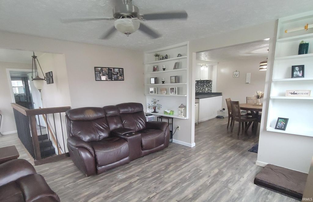 Photo of 125 N Bowen Avenue, Bremen, IN 46506 (MLS # 202628661)
